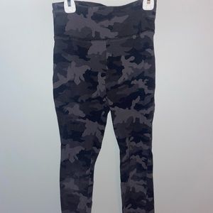 Women's Camo Print High-Waist Leggings - Wild Fable™ Black/Gray XS